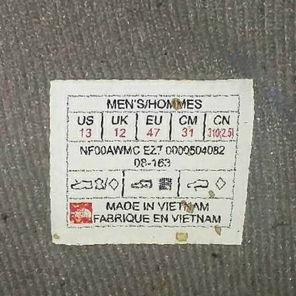 North Face waterproof insulated boots - Picture 3 of 3